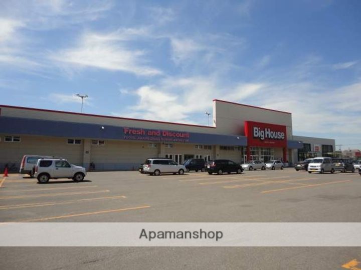 ハイツリーブラ102の周辺