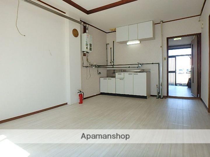 マンション成吉思汗の居間