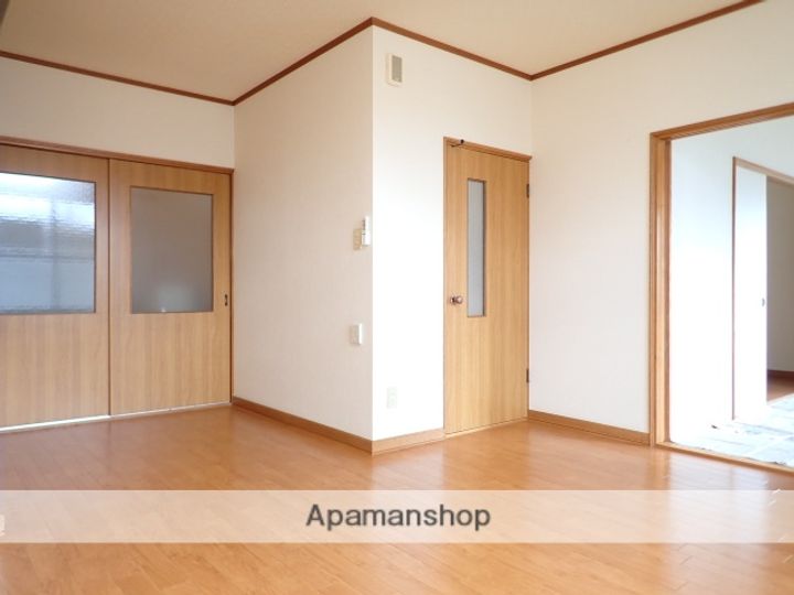 サンリバーの内装