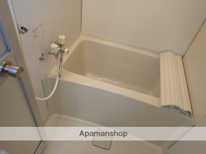 アルファイーストの風呂