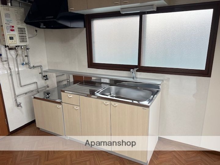 オレンジスクエア201のキッチン