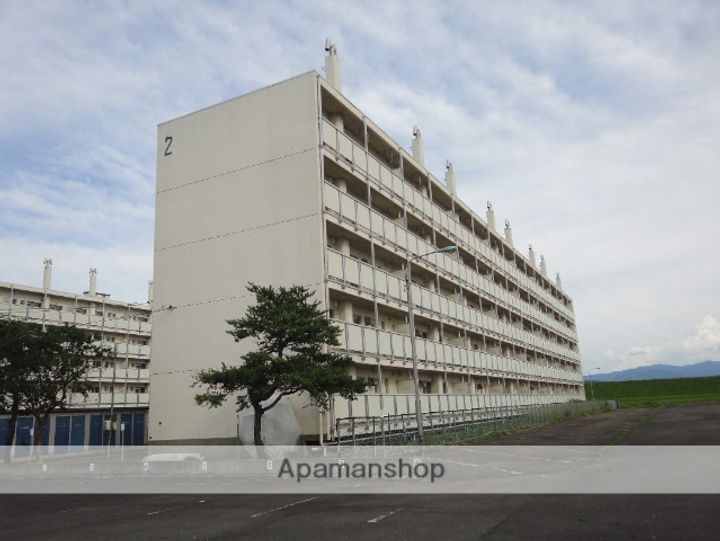 フォーシーズン滝川Ⅱの外観