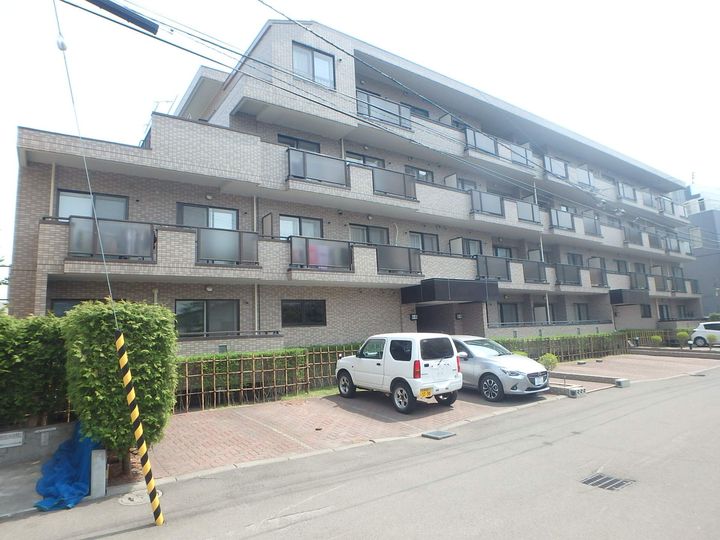 東急ドエルアルス円山公園の外観