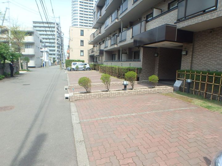 東急ドエルアルス円山公園の外観