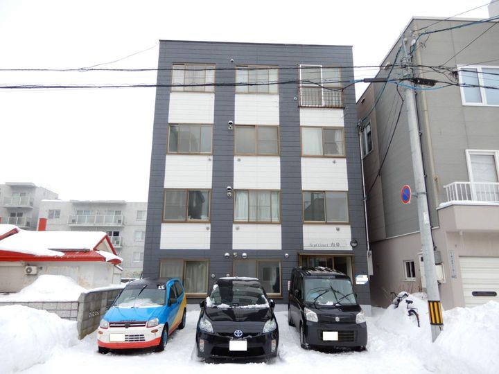 ASYLCOURT山鼻401の外観