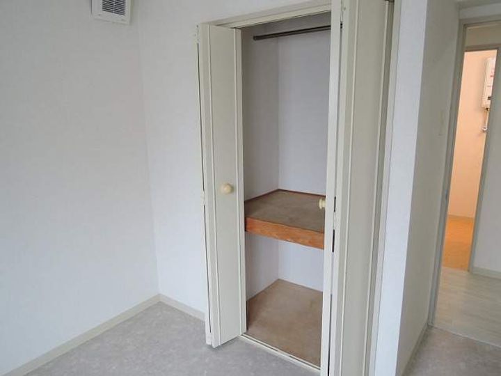 クレストテージ伏見の内装