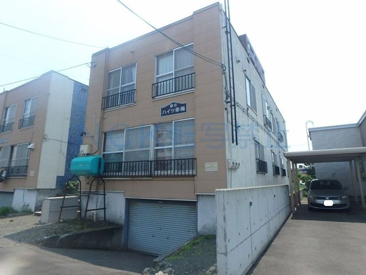 第6ハイツ幸梅3の外観