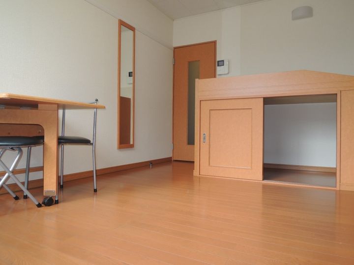 レオパレスカーサ藻岩の居間