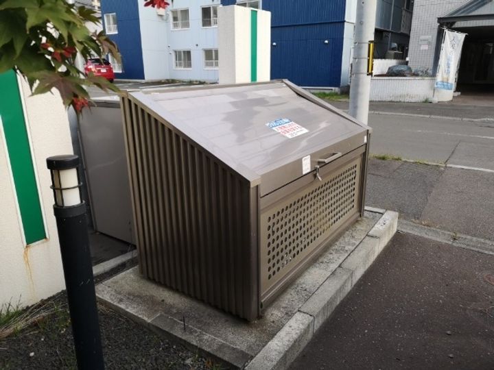 レオパレス茜の外観