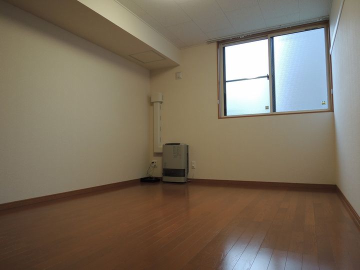 レオパレス藤の居間