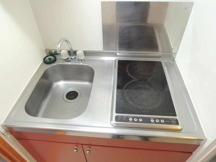 レオパレスセントラル南4条Aのキッチン