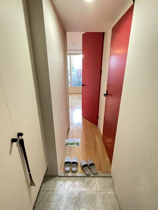 MODULOR南円山00103の玄関