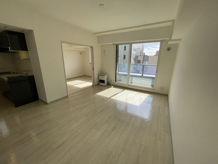 ノヴァ大通の居間