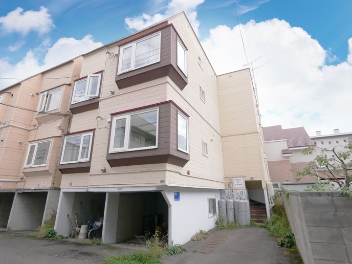 IROHA COCORO(イロハココロ)103の外観