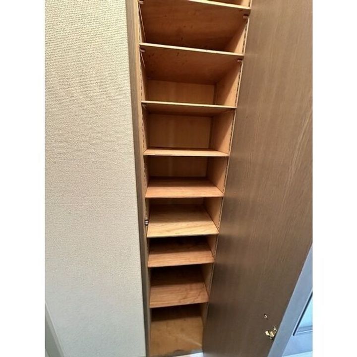 ルーブル8条館0302の内装