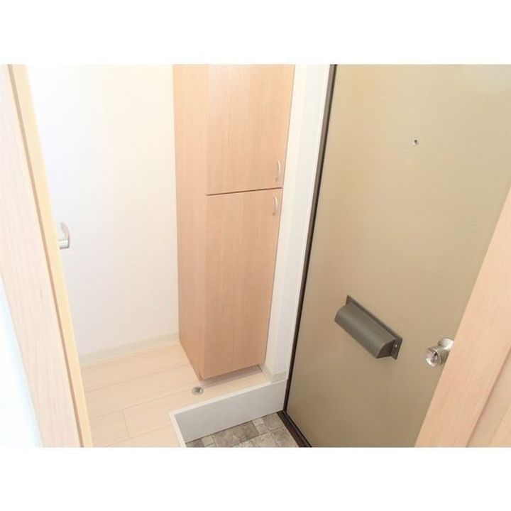 18条パレスA8の玄関