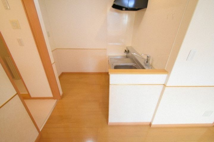 ルミエール宮の森2ー8のキッチン