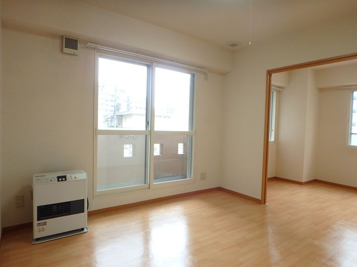 オリエントステージ表参道の居間