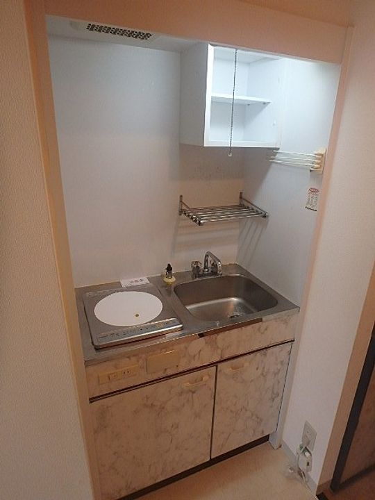 駒矢11番館302のキッチン