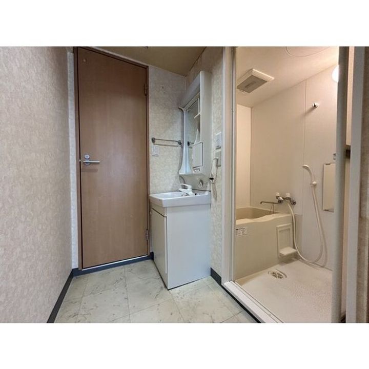 南1条グランドハイツ608のその他画像