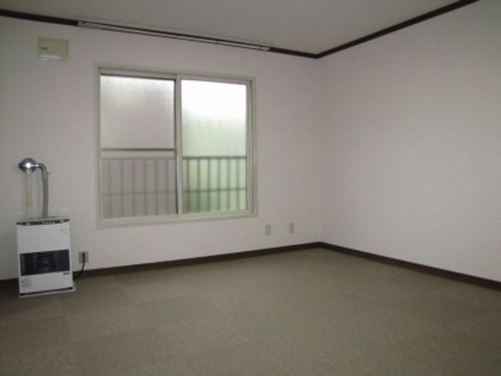 富丘マンションの居間