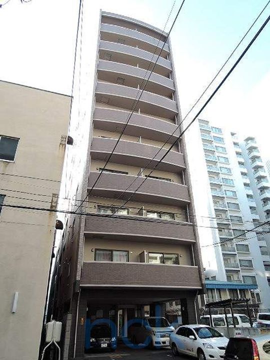 アリスマナーBLDの外観