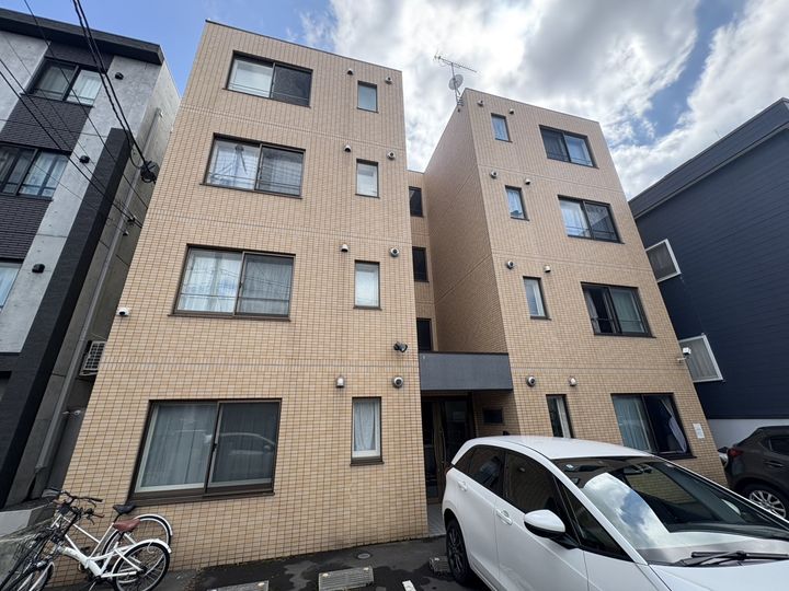 CHISE発寒南の外観