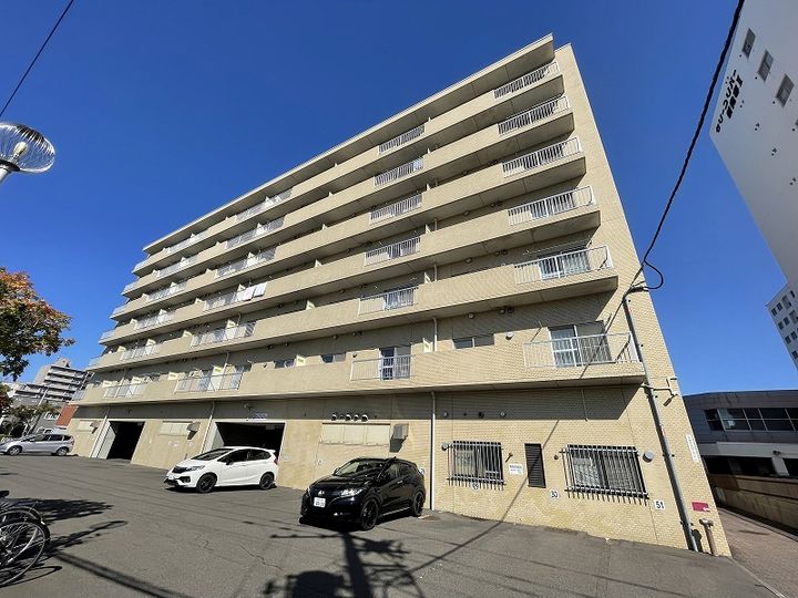 プレサント発寒ステーションの外観