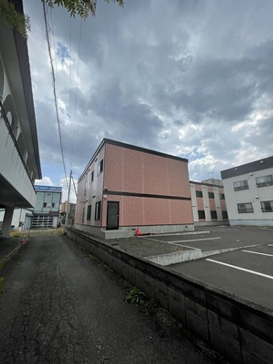 レオパレスW WESTの外観