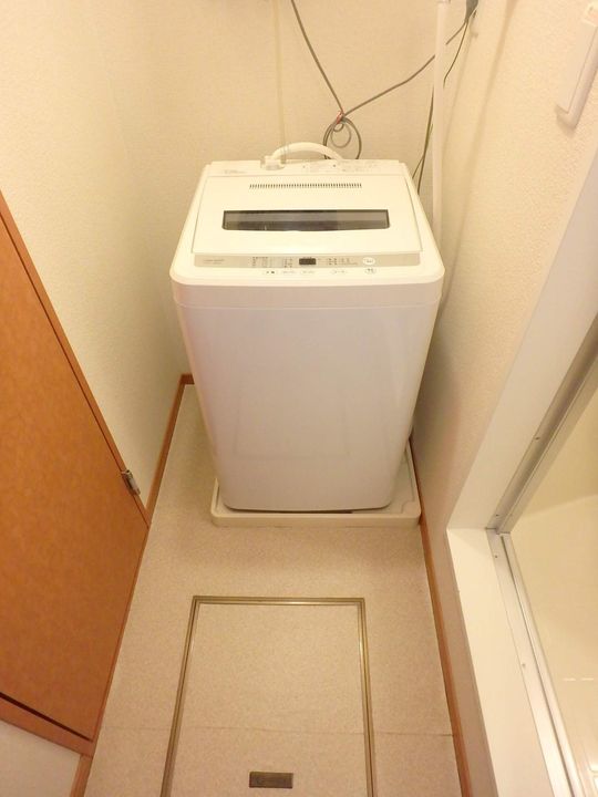 レオパレスロワジール西野Cの内装