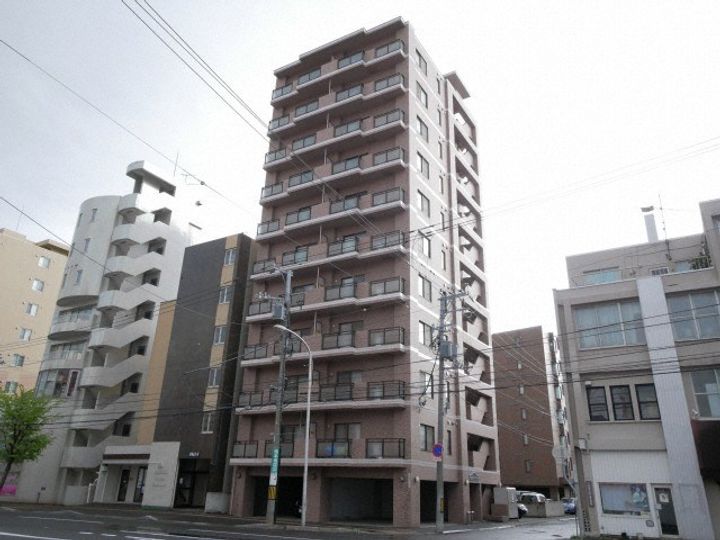 パークヒルズ円山805の外観