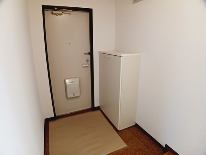 ディア樹林の玄関