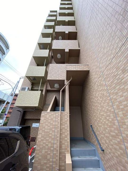 プラシード北円山の外観