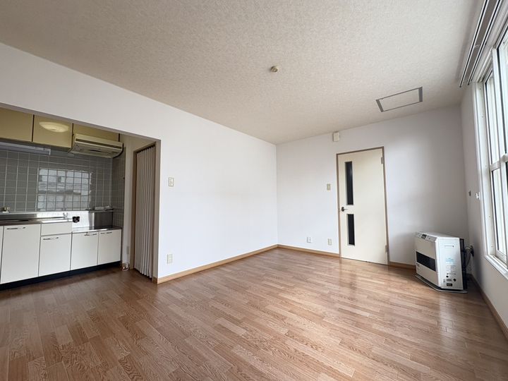 條野ハイツD201の内装