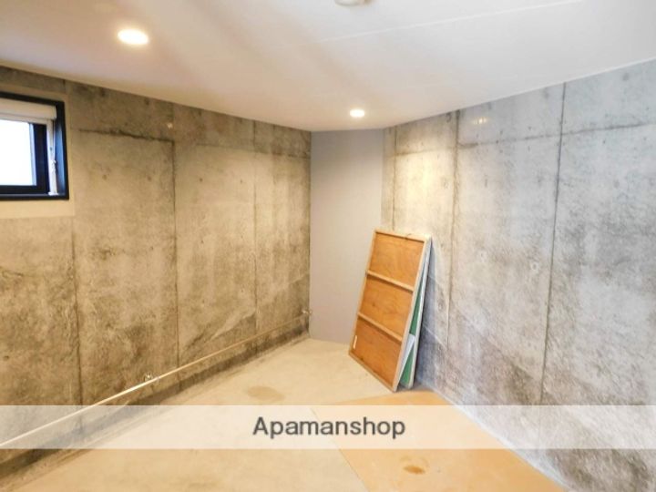 GIULIA TEINEのその他画像