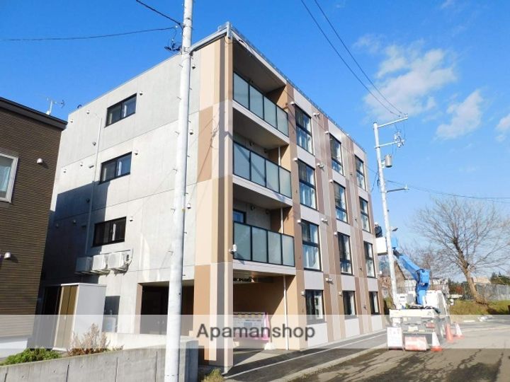 GIULIA TEINEの外観