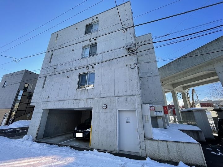 セントベル八軒の外観