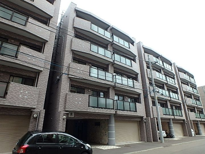 ドゥルセ・オガール202号室の外観