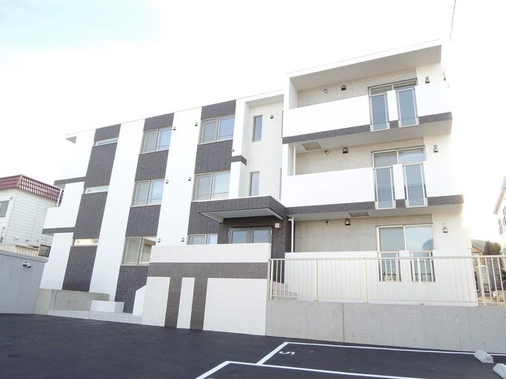 アヴァンティ ヒルズの外観