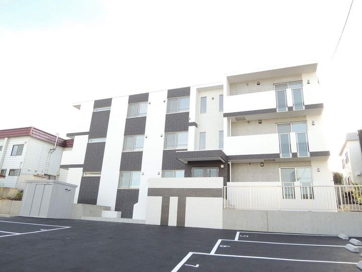 アヴァンティ ヒルズの外観