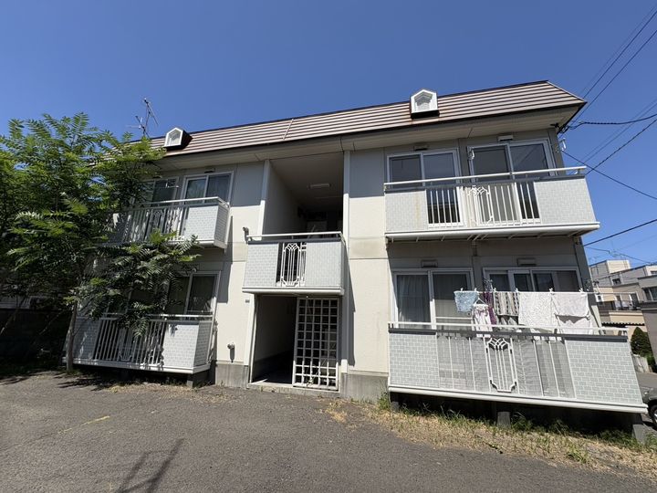 AKI山の手B棟の外観