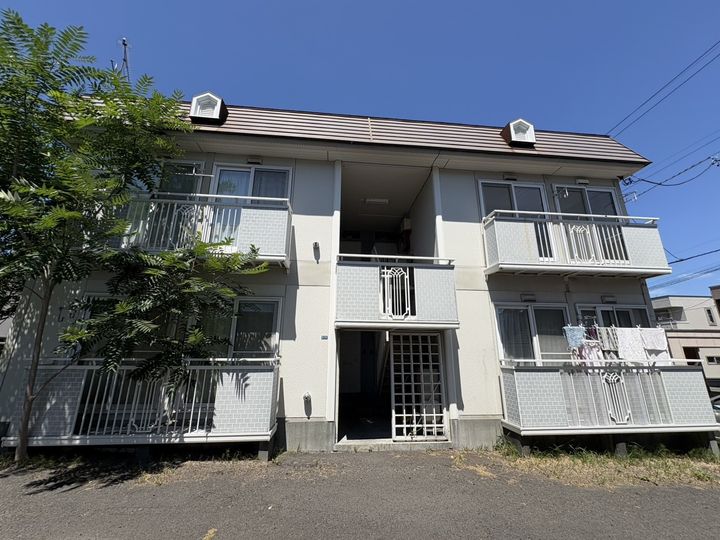 AKI山の手B棟の外観