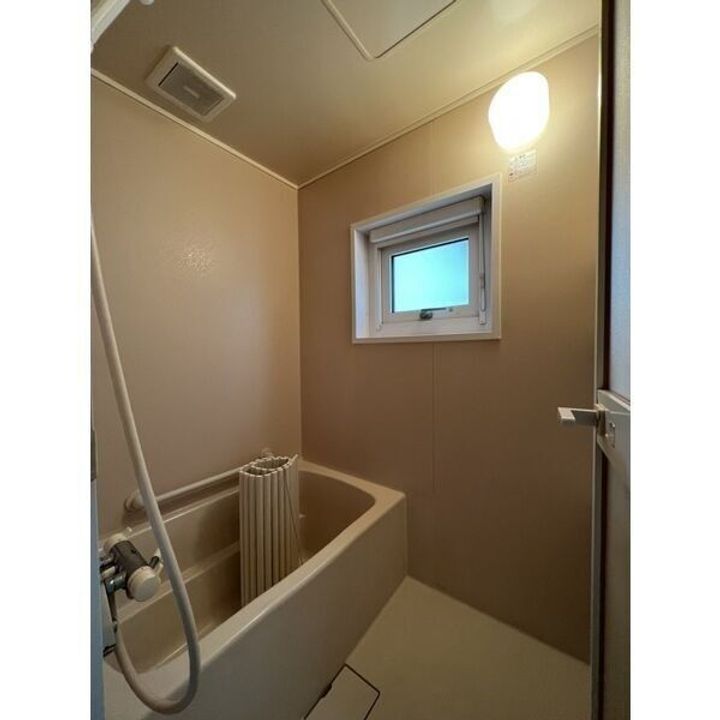 北海道札幌市西区山の手二条5丁目(一戸建)の賃貸物件戸建ての風呂
