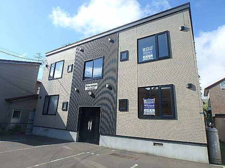 パラシェンプレ101の外観