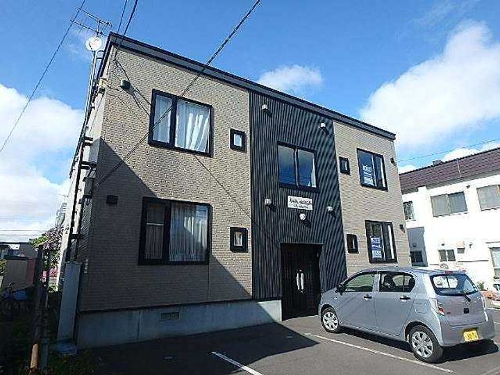 パラシェンプレ101の外観