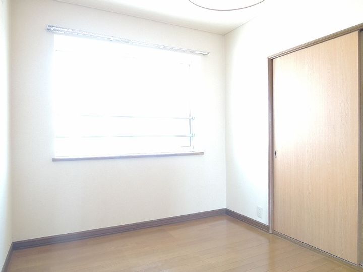 丸美ハイツNO.5101の内装
