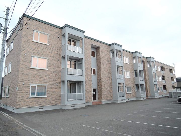 チェルト106の外観