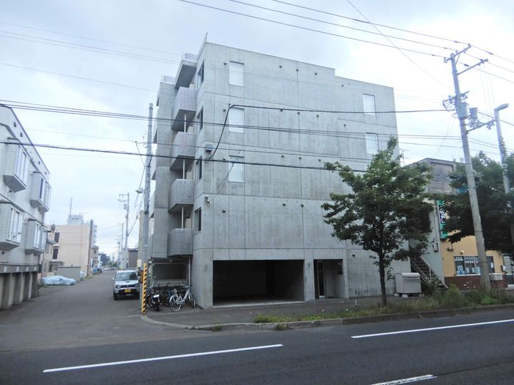 ルヌアージュ新道東502の外観