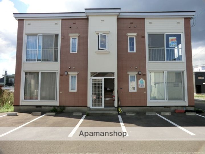 ルミエール東雁来の外観