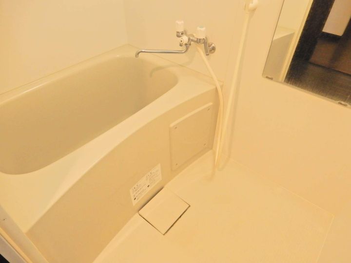 サンコート北7条弐番館101の風呂